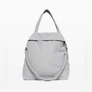 NWOT lululemon On My Level Large Bag 30L